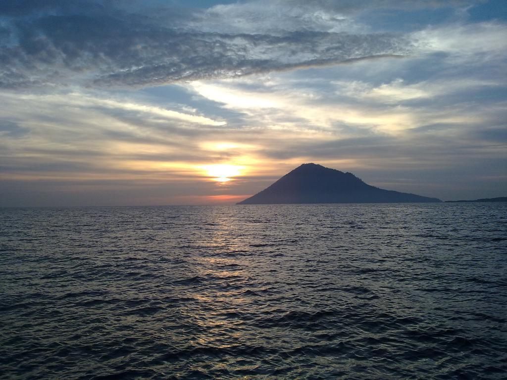 Cakalang Resort Bunaken Exterior foto